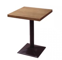 Combinaison table basse et chaise restauration snack bar bar rétro restaurant occidental canapé stand