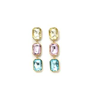 Pendientes de Fiesta para Mujer, Diseño Geométrico, Acero Inoxidable 316L con Baño de Oro PVD, Resistentes y Sostenibles, con Cristales Multicolores - Product Image 1