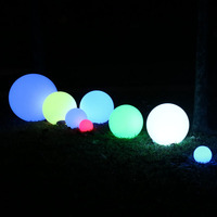 Boule lumineuse LED étanche rechargeable pour extérieur, pelouse, cour, décorative, en plastique, IP55, à intensité variable