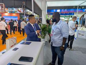 ปั๊มน้ำพลังงานแสงอาทิตย์ Sundanka 3DPC3.8-47-48-400 AC/DC แบบไร้แปรงถ่าน ใบพัดพลาสติก 3.8 ลูกบาศก์เมตร/ชั่วโมง ระยะส่ง 80 เมตร 48 โวลต์ รับประกัน 3 ปี รับผลิตแบบ OEM - Product Image 2