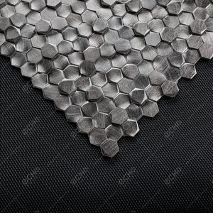 Mosaïque en aluminium 3D de luxe, couleur gris anthracite, mini hexagone, mosaïque en aluminium massif pour usage intérieur - Product Image 3