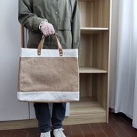 Fabricant professionnel de sacs fourre-tout en lin en stock, sacs cadeaux, sacs de shopping, sacs à main au design patchwork