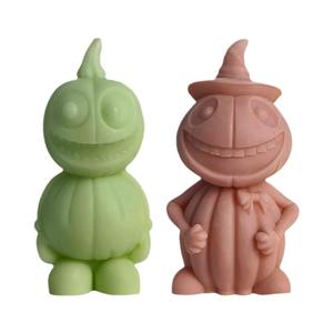 Bougie parfumée en forme de citrouille fantôme pour cadeaux et faveurs d'Halloween - Product Image 5