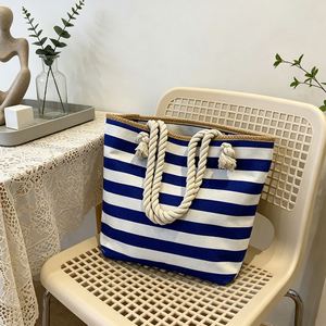 Bolsa de Lona a Rayas Azules y Blancas de Gran Capacidad, con Asas de Cuerda Gruesa, para Mujer, Ideal para la Playa, Vacaciones y Compras - Product Image 1
