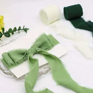 4CM * 5M/Roll Nouvelle Arrivée Bouquet de Fleurs Emballage Frange Boîte Cadeau Décoration Nu Bords Portés Ruban Mousseline Rouleau pour Décoration de Mariage - Product Image 6