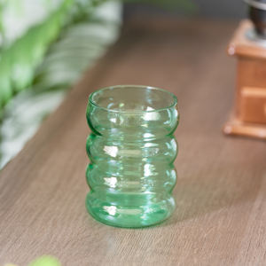 كوب زجاجي حلزوني مضلع سعة 300 مل، كوب شرب بتصميم موجي، كوب إبداعي عتيق للقهوة المثلجة - Product Image 4