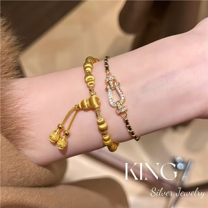 กำไลข้อมือรูปเกือกม้า KING Silver Jewelry เงินแท้ S925 ชุบทอง ประดับคริสตัลและเพชรเทียม สำหรับผู้หญิง สวมใส่ได้ทุกวัน - Product Image 3