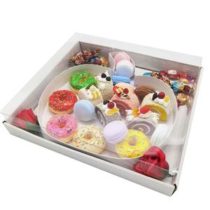 Assiette en carton blanche en forme de lettre pour sushis, desserts et plateaux de collations - Product Image 6
