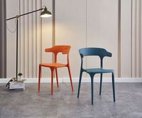 Chaises en plastique empilables modernes en PP pour salle à manger, restaurant et café, modèle Corne de Bœuf, vente en gros Langfang 2026