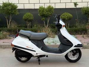 Motocicleta <span class=keywords><strong>Honda</strong></span> CH125 de <span class=keywords><strong>125cc</strong></span>, Refrigeración por Agua, Funcionamiento Suave, Ideal para Viajes Diarios de Corta Distancia - Product Image 3