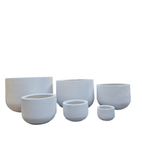 Europe Pots de plantes en argile blanche et en ciment Pots décoratifs d'extérieur pour hôtels Grand pot de jardinière à cylindre rond en fibre de verre