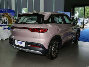 BYD Yuan up Berline électrique, modèle entièrement repensé, batterie au lithium-fer-phosphate, autonomie de 401 km, 5 places, à vendre - Product Image 4