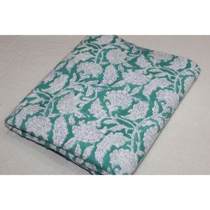 Tela Ligera Hecha a Mano con Estampado Sanganeri para Ropa, Edredones, Bufandas, Vestidos, Cortinas y Materiales de Tapicería - Product Image 3