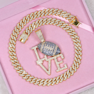 2025 I Love <span class=keywords><strong>NFL</strong></span> Rugby <span class=keywords><strong>Match</strong></span> Bleu Pendentif avec Chaînes pour Hommes Hip Hop Football Pendentif Collier Bijoux Cadeau pour Femmes En Gros - Product Image 2