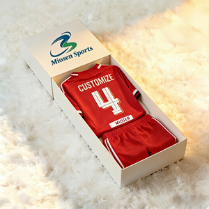 Camiseta de la Selección de Merseyside Red Glory para Hombre - Manga Corta Transpirable con Detalles Dorados - Diseño Audaz para Aficionados al Fútbol - Product Image 1