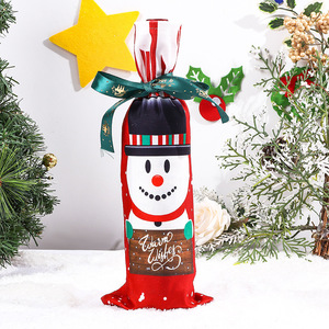 Suministros de Decoración Navideña 2025, Funda de Botella de Vino Tejida Roja para Mesa de Comedor, Funda Festiva Navideña para Botella de Vino - Product Image 4