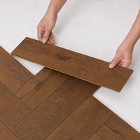 Planchers en bois d'ingénierie 20/6 mm, lames en chevrons 90*400 pour rénovation intérieure