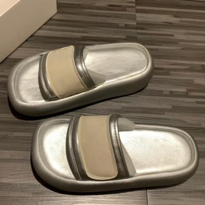 Sandalias Planas de Alta Calidad para Mujer, Estilo Casual para Caminar en la Playa, Verano 2025, Moda en Calzado Femenino - Product Image 1