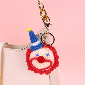 Bán Buôn Handmade Vui Màu Crochet Joker Keychain Của Phụ Nữ Hợp Thời Trang Đan Phim Hoạt Hình Túi Xách Quyến Rũ Sang Trọng Móc Khóa Đồ Chơi - Product Image 3