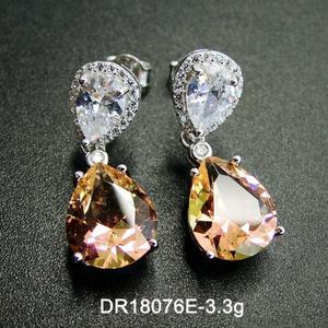 Pendientes Colgantes Alexander de Plata de Ley 925 al por Mayor para Mujer, Joyería con Piedras de Color Cambiable - Product Image 3