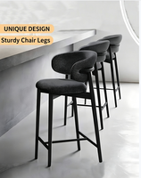 Chaises de bar en bois massif de designer italien, tabourets de comptoir modernes et minimalistes, tabourets de bar pour la maison, l'îlot de cuisine, le restaurant, le pub