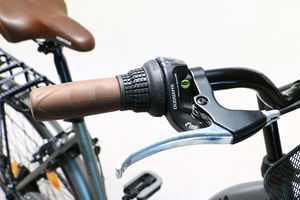 OEM ultima <span class=keywords><strong>bicicletta</strong></span> <span class=keywords><strong>da</strong></span> città 21 velocità freno a disco <span class=keywords><strong>28</strong></span> pollici telaio in acciaio all'ingrosso bici urbane Unisex - Product Image 6