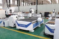 Máquina CNC de Tallado en Madera a Buen Precio en China para Fabricación de Puertas y Muebles de Cocina
