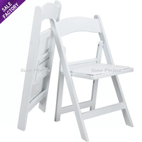 Chaise de banquet rembourrée élégante pour l'extérieur, design Wimbledon blanc, chaise de jardin pliable en résine plastique pour mariage