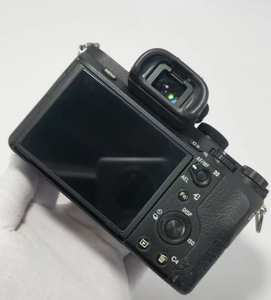 Appareil photo A7M2 d'occasion — 24,3 MP plein format + stabilisation d'image 5 axes, excellent état, entièrement fonctionnel, le choix idéal pour les débutants en plein format ! - Product Image 2