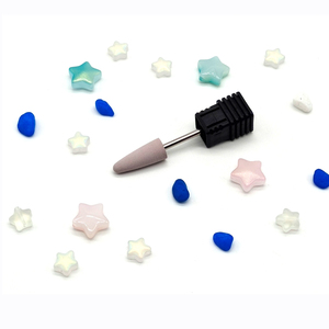 Ponceuse à ongles en silicone pour pédicure, élimination des peaux mortes, polissage des cuticules, outil de manucure - Product Image 3