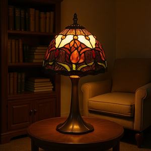 Lampe de table de style rétro européen Tulipe Art créatif Lampe en verre teinté pour bureau et chambre à coucher Bar Lampe de chevet décorative - Product Image 5