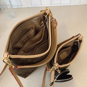 Sac fourre-tout grand format en PU de haute qualité, modèle 2025, avec fermeture éclair. Sac à main antivol portable de créateur avec doublure en polyester. - Product Image 2