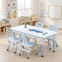 SINKIPA Table Moderne en Plastique pour Enfants avec 4 Chaises – Centre d'Activités Réglable pour Tout-Petits, Pieds Antidérapants, Anti-Graffiti – Chambre/École
