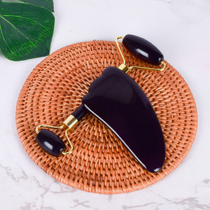 Soins De <strong>la</strong> peau Noire en Pierre Naturelle Noir Obsidienne pierre Galet en pierre En Forme De <strong>Plume</strong> Gua Sha Ensemble - Product Image 1