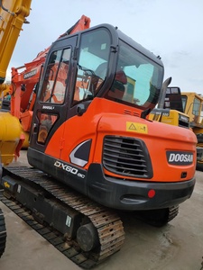 Excavadora de cadenas Doosan DX60-9C con capacidad de cazo de 0.30 m y alta eficiencia operativa, excavadora compacta de clase 6 toneladas - Product Image 2
