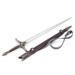 Film magique <span class=keywords><strong>Le</strong></span> <span class=keywords><strong>Seigneur</strong></span> <span class=keywords><strong>des</strong></span> <span class=keywords><strong>Anneaux</strong></span> Personnage Galadriel Équipement Exclusif Métal Artisanat Épée Porte-clés Cadeau En Alliage De Zinc 22cm - Product Image 1