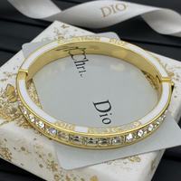 Nouveau Bracelet Tendance Large avec Lettres et Diamants – Charme Polyvalent et Décontracté
