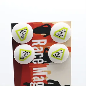 Klip Bib nomor lari tombol magnet plastik beberapa gaya tombol magnet olahraga dengan Logo khusus