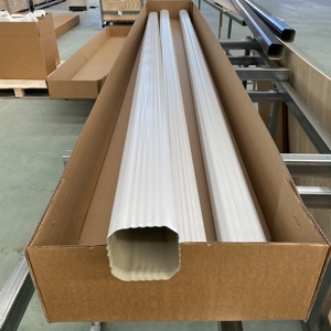 Tuyaux et coudes en aluminium de 3 pouces x 3 pouces et supports <span class=keywords><strong>pour</strong></span> système de gouttières - Product Image 1