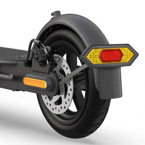 <span class=keywords><strong>Xiaomi</strong></span> Pro 2 1S <span class=keywords><strong>M365</strong></span> E Scooter électrique pièces et accessoires frein arrière clignotant pour Scooter électrique - Product Image 2