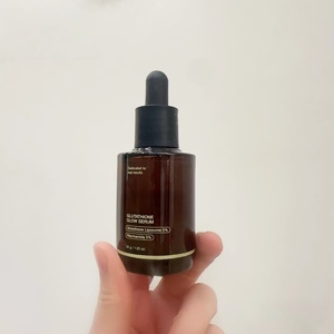 Esencia Facial Blanqueadora Natural Mediicube, Vitamina C Hidratante y Calmante, Unifica el Tono de Piel, Nicotinamida 5% - Product Image 1