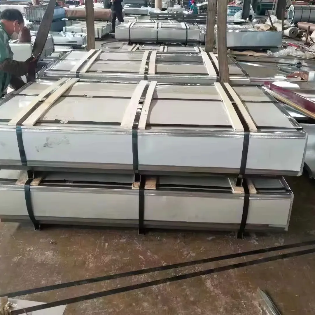 Hoja de techo de perfil Panel corrugado de hierro Ppgi Gi Hoja de cartón corrugado galvanizado Gi Hojas corrugadas de China