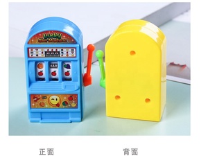2023 Divertente Mini Slot Machine Jackpot, Gioco Antistress per Bambini, Salvadanaio Sicuro, Giocattoli Divertenti, Regali di Natale - Product Image 6