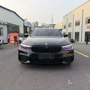 <span class=keywords><strong>BMW</strong></span> 530Li XDrive M Sport 2.0T Turbo Manual Usado 2020, Asientos de Cuero Izquierdos, Interior Negro y Rojo, 30000KM, Equipamiento Completo, Bien Mantenido - Product Image 2
