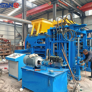 Grande machine de fabrication de pavés en ciment pour routes, machine hydraulique entièrement automatique de fabrication de blocs de <span class=keywords><strong>béton</strong></span> en Ouganda - Product Image 2
