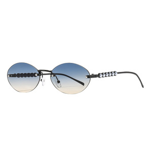 Nuevas gafas de sol sin montura de estilo europeo americano con adornos de perlas, protección UV400 para mujer, montura metálica, lentes negras - Product Image 3