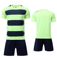 Nouvelle tenue de football pour équipe nationale 2026 – Ensemble maillot et short personnalisé en polyester respirant de haute qualité pour adulte – Idéal pour l'été