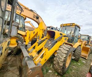 Chargeuse-pelleteuse JCB 4cx d'occasion, 4cx 3cx 580m 580L CLG766A CLG777A Payloader à vendre - Product Image 2