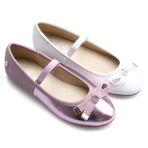 2022 Fashion Girls moda di base tendenze economiche scuola metallizzata PU bow beige PU soletta fodera piatta scarpe per bambini - Product Image 1
