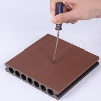 Planches de terrasse extérieures en WPC LINGCHUANG modernes, carrées, durables, écologiques, résistantes aux UV, imperméables, ignifuges 3D - Vente en gros